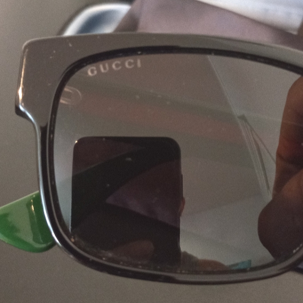 Gucci sunglasses bought on Poshmark and now being sold on Poshmark - Picture 4 of 11